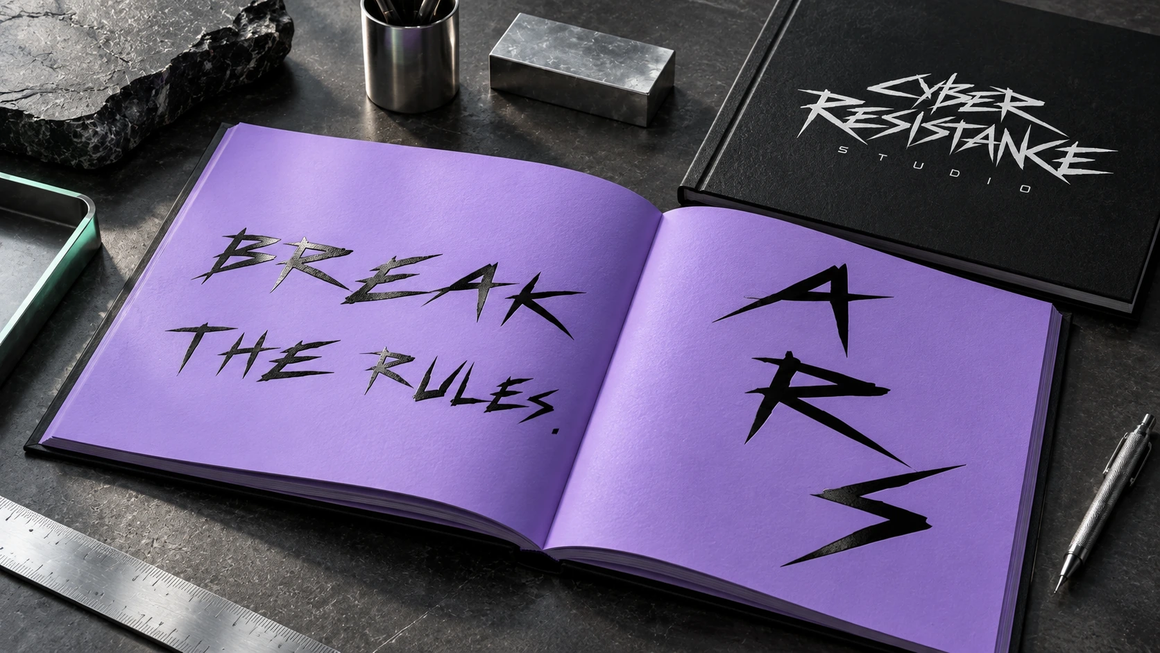 Concept de livre spécimen typographique Cyber Resistance : lettrage de titrage incisif sur papier lavande
